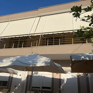 Fatos 2 -apartments Near The , Vlorë Albánie