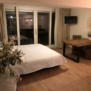 Habitación en casa particular Garden Room&economy, Ámsterdam